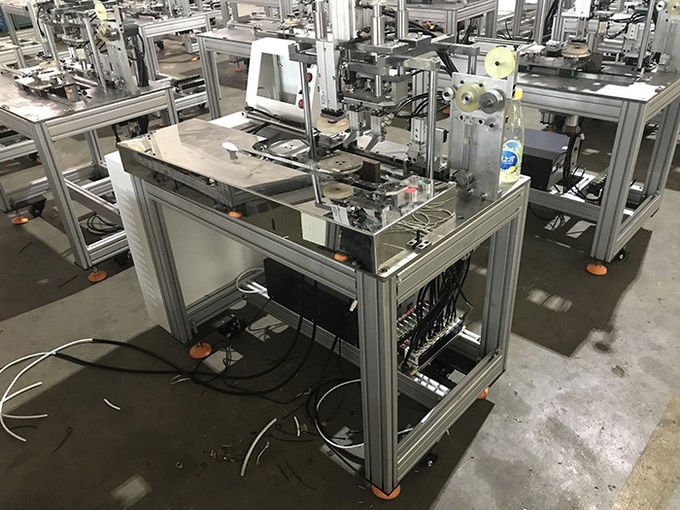 De niet Geweven Semi Automatische Machine van het de Lijnlassen van het Maskeroor 0